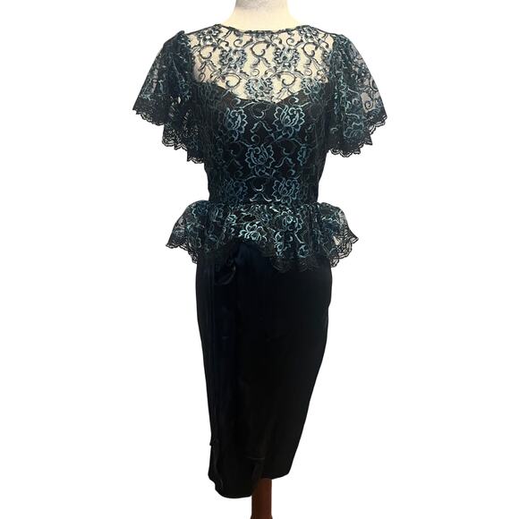 GUNNE SAX BY JESSICA MCCLINTOCK Women's Vintage Lace Peplum Dress - Picture 1 of 8